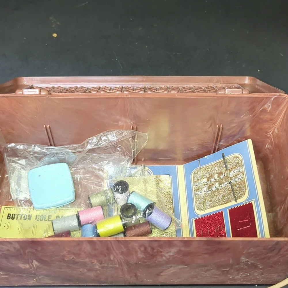 Vintage Marbled‎ Plastic Sewing Caddy Case